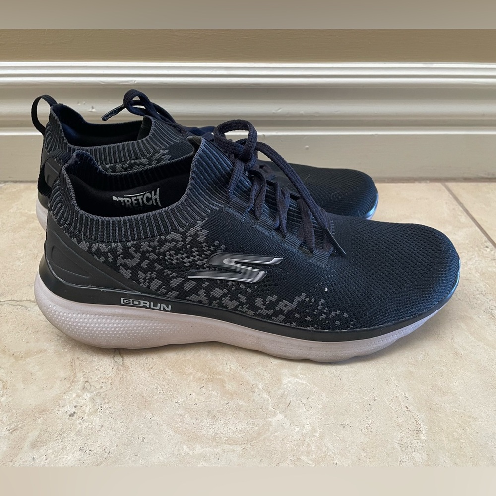 Skechers Ladies Athletic Sneakers